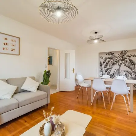 Superbe 4 A Apartamento